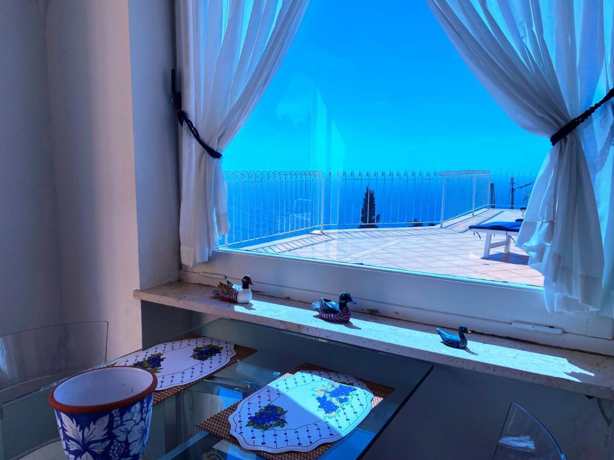 Regina Di Capri - Suite Vista Faraglioni Buitenkant foto