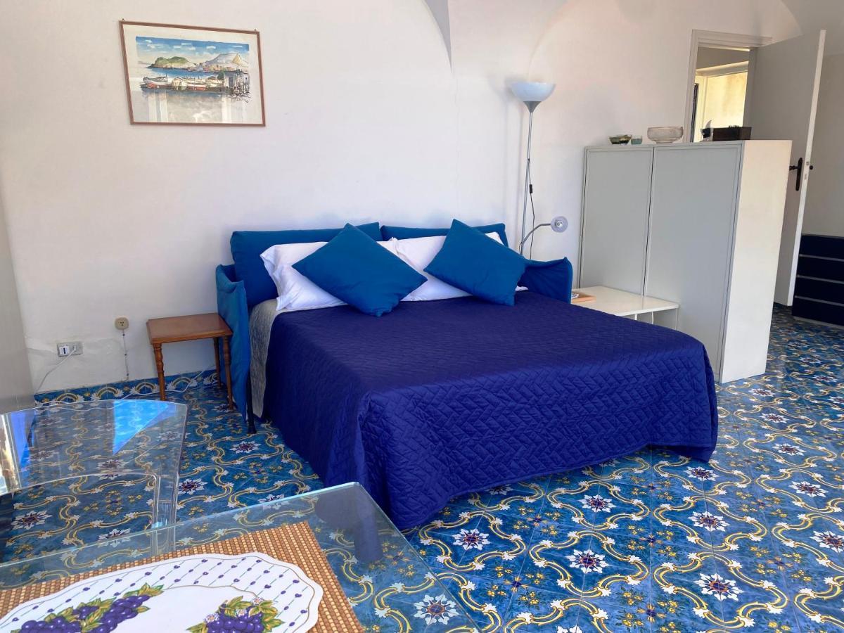 Regina Di Capri - Suite Vista Faraglioni Buitenkant foto