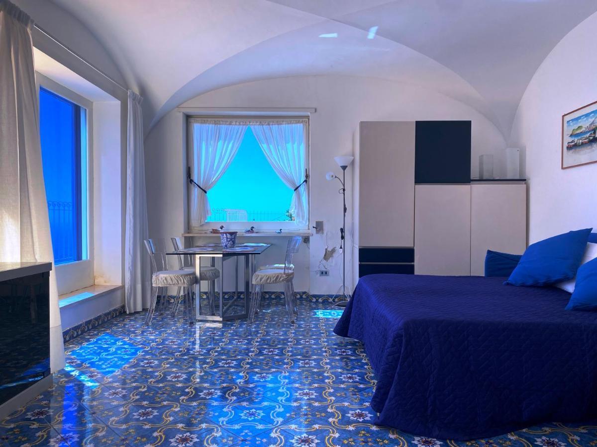 Regina Di Capri - Suite Vista Faraglioni Buitenkant foto